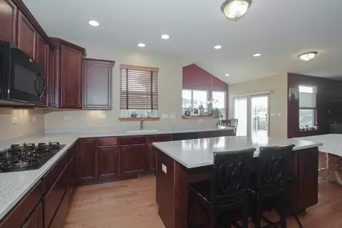 Kitchen - 1909 Blue Heron Cir, Bartlett, IL 60103 photo 1 of 4