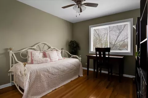 Bedroom - 415 Devon Ln, Bolingbrook, IL 60440 photo 3 of 9