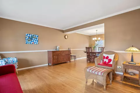 Living - 772 Bayberry Dr, Bartlett, IL 60103 photo 1 of 5