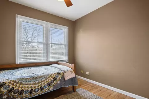 Bedroom - 772 Bayberry Dr, Bartlett, IL 60103 photo 4 of 6
