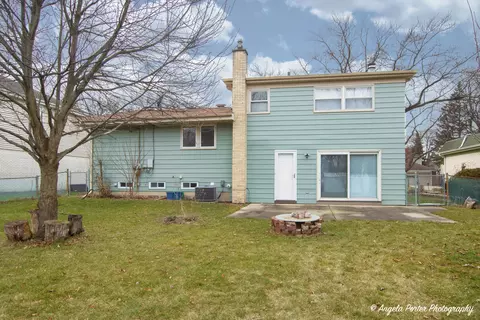 Exterior - 1715 N Beech Rd, Mount Prospect, IL 60056 photo 6 of 6