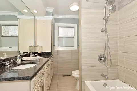 Bath - 1715 N Beech Rd, Mount Prospect, IL 60056 photo 1 of 2
