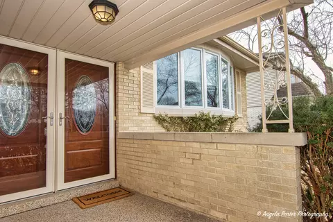 Other - 1715 N Beech Rd, Mount Prospect, IL 60056 photo 3 of 4
