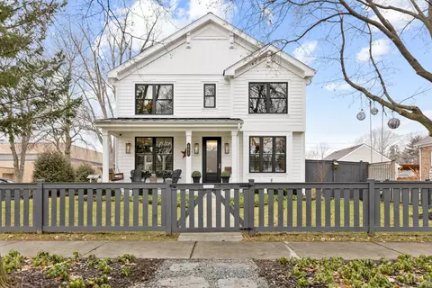 602 Mckinley Ave, Geneva, IL 60134