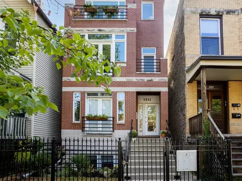 3511 N Seminary Ave #2, Chicago, IL 60657