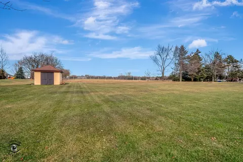 Exterior - 13558 185th St, Mokena, IL 60448 photo 2 of 12
