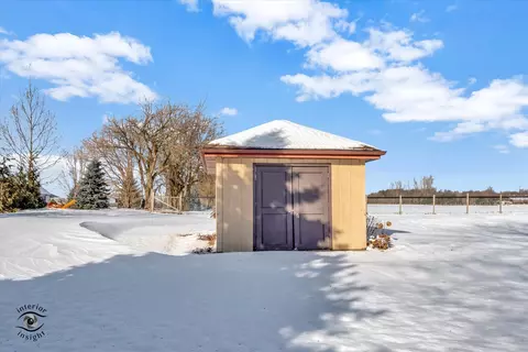 Exterior - 13558 185th St, Mokena, IL 60448 photo 6 of 12