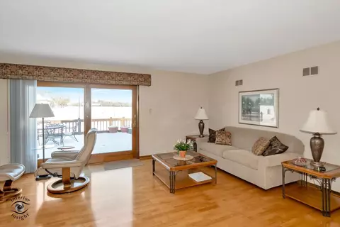 Living - 13558 185th St, Mokena, IL 60448 photo 4 of 5
