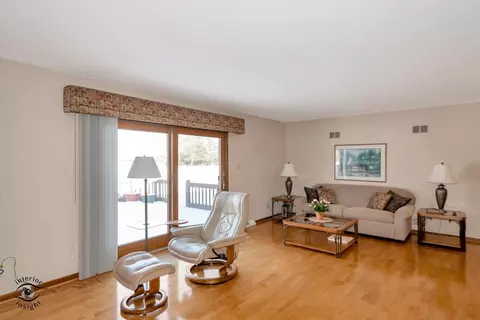 Living - 13558 185th St, Mokena, IL 60448 photo 3 of 5