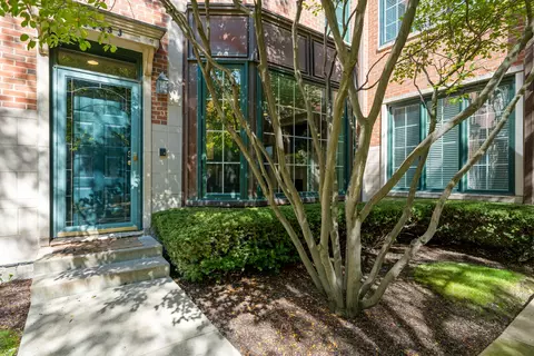 1433 S Prairie Ave #J, Chicago, IL 60605
