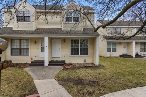 2311 Galen Dr #43, Champaign, IL 61821