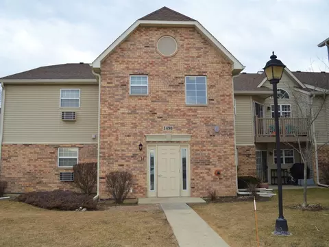 1490 Spring Brook Ct #1F, Round Lake Beach, IL 60073