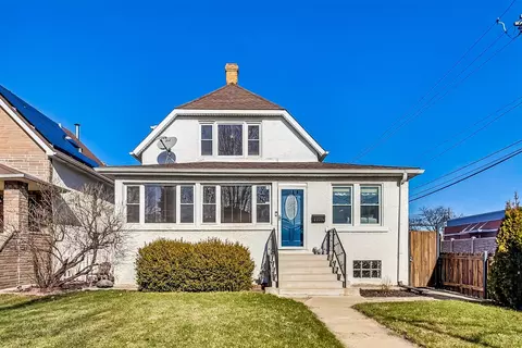 4816 W Cullom Ave, Chicago, IL 60641