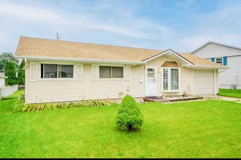 439 Clifton Ave, Romeoville, IL 60446