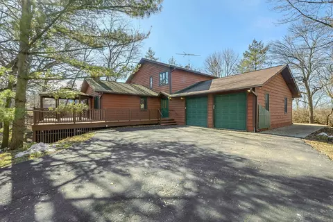 7411 Coventry Dr S, Spring Grove, IL 60081