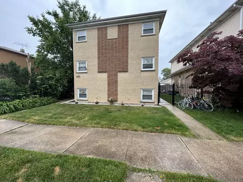 2111 N 75th Ave #1E, Elmwood Park, IL 60707