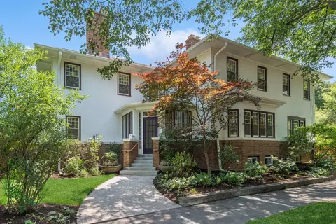 731 Laurel Ave, Wilmette, IL 60091