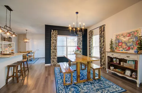 Dining - 910 Simpson Ave, Elburn, IL 60119 photo 3 of 3