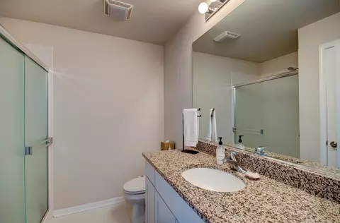 Bath - 910 Simpson Ave, Elburn, IL 60119 photo 2 of 3