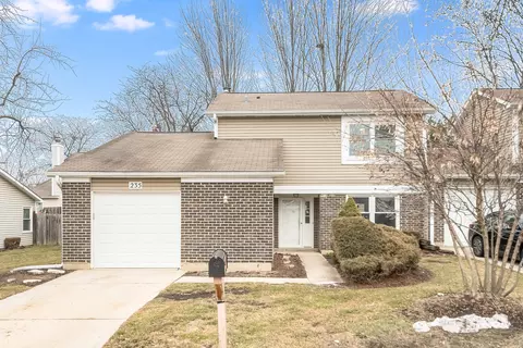 235 Hedgerow Dr, Bloomingdale, IL 60108