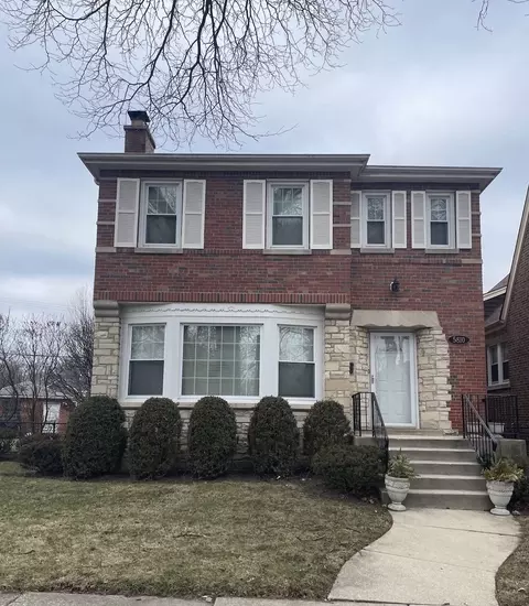 5810 N Kingsdale Ave, Chicago, IL 60646