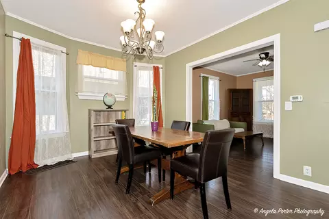 467 Regent St, Elgin, IL 60120 photo 8
