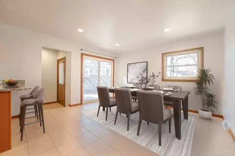 Dining - 12 Apache Dr, Thornton, IL 60476 photo 1 of 1