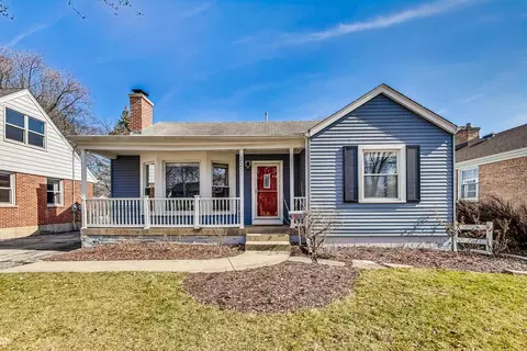 221 S Wa Pella Ave, Mount Prospect, IL 60056