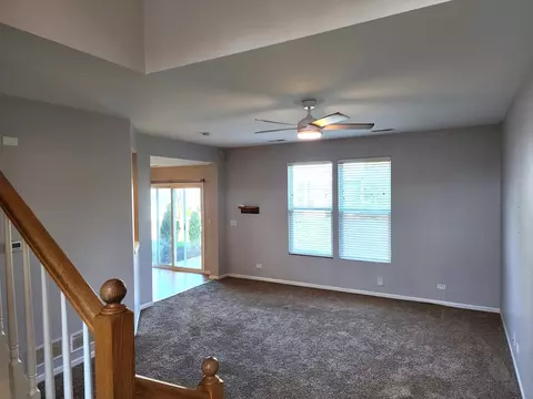 116 Devoe Dr #473, Oswego, IL 60543 photo 3