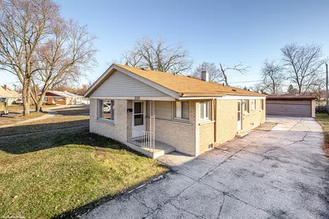 12155 S Millard Ave, Alsip, IL 60803