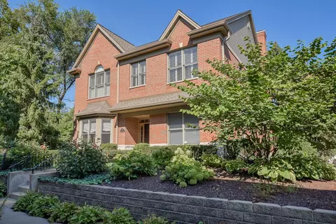 416 Brantley Pl, Wheaton, IL 60187 photo 2