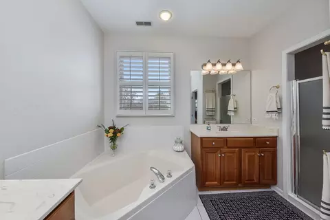 416 Brantley Pl, Wheaton, IL 60187 photo 24
