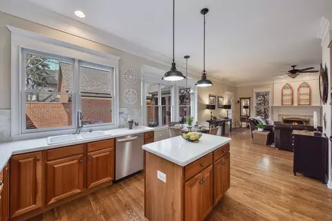 416 Brantley Pl, Wheaton, IL 60187 photo 12