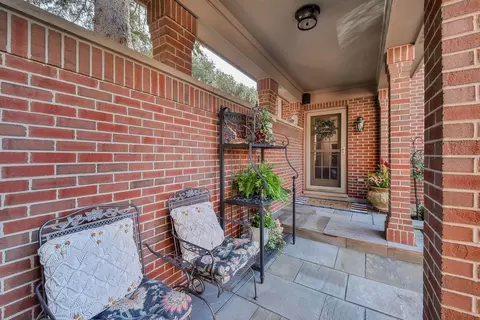 416 Brantley Pl, Wheaton, IL 60187 photo 8