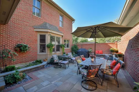 416 Brantley Pl, Wheaton, IL 60187 photo 3