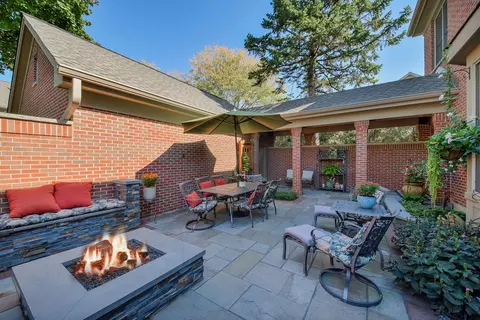 416 Brantley Pl, Wheaton, IL 60187 photo 5