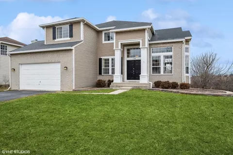 1700 Somerset Ln, Mundelein, IL 60060