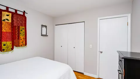 Bedroom - 2538 Yarrow Ln, Rolling Meadows, IL 60008 photo 6 of 6