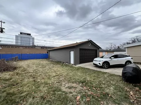 Exterior - 2417 S 10th Ave, Broadview, IL 60155 photo 4 of 5