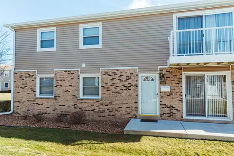 7920 164th Pl #7920, Tinley Park, IL 60477