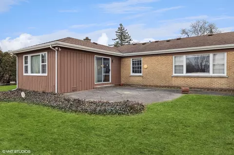 1520 W Blackhawk Dr, Mount Prospect, IL 60056 photo 29