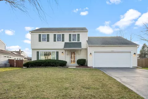 2281 Pontiac Cir, Naperville, IL 60565