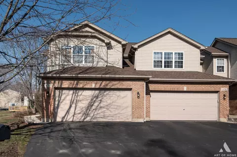 620 Daisy Ln, Roselle, IL 60172