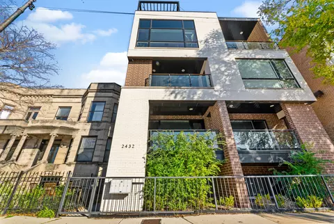 2432 W Chicago Ave #1S, Chicago, IL 60622