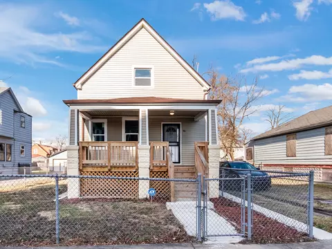 46 W 104th St, Chicago, IL 60628