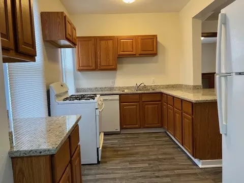 120 E 6th St, Lockport, IL 60441 photo 9