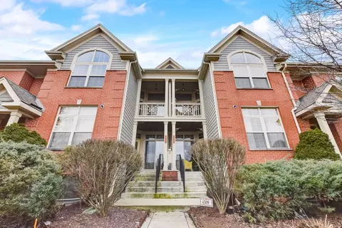 6309 Lincoln Ave #13-3, Morton Grove, IL 60053