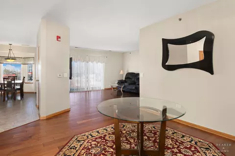 Other - 725 N 5th Ave #302, Addison, IL 60101 photo 2 of 6