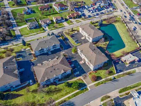 View/Area - 725 N 5th Ave #302, Addison, IL 60101 photo 2 of 3