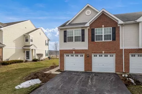 1091 Marcello Dr #1091, Hampshire, IL 60140